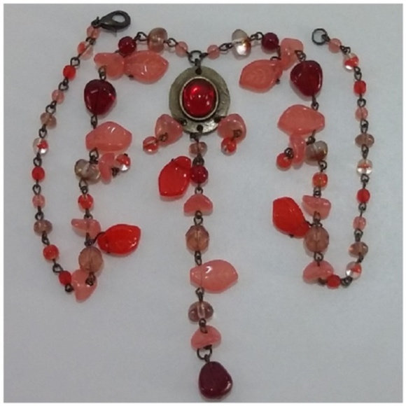 Multi Color Beaded Necklace. - Picture 5 of 8